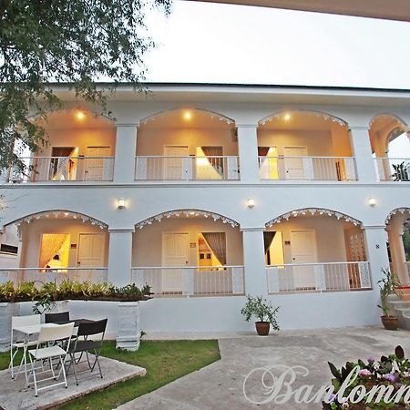 Banlomnow Hotel Chiang Rai Exterior foto